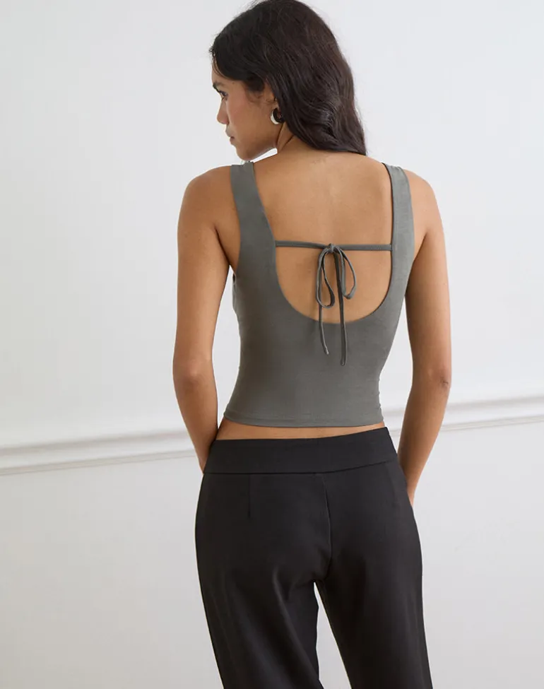 Adila Cami Top in Ribbed Lyocell Warm Grey