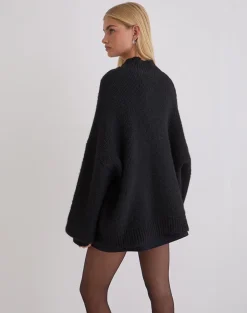 Amato Oversized Jumper in Black