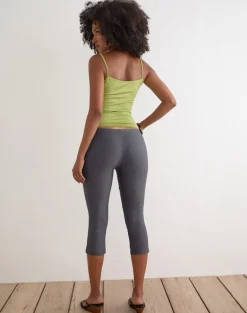 Asla Cropped Capri Trouser in Stretch Tailoring Charcoal
