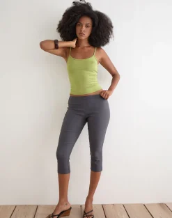 Asla Cropped Capri Trouser in Stretch Tailoring Charcoal