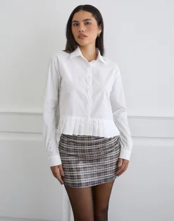 Bisian Pleated Hem Shirt in Poplin White