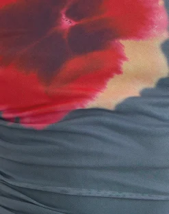 Bisik Top in Grey with Big Petal Script