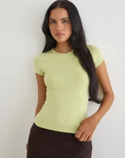 Cash High V Neck Top in Pistachio