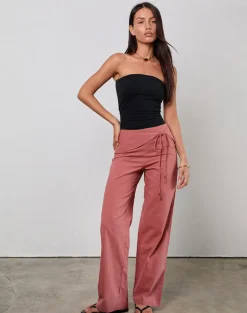 Cursa Trouser in Linen Tuscan Red with Belt