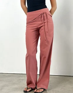 Cursa Trouser in Linen Tuscan Red with Belt