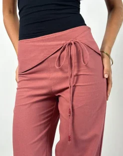 Cursa Trouser in Linen Tuscan Red with Belt