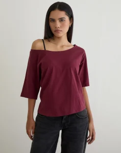 Daimin Off the Shoulder Top in Jersey Maroon