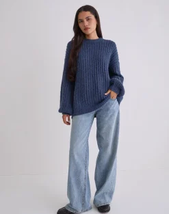 Daren Oversized Knitted Jumper in Navy
