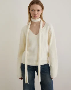 Dikara Jumper with Scarf in Knit Off White