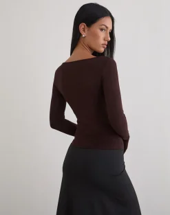 Donela Long Sleeve Top with Flower Ring in Bitter Chocolate