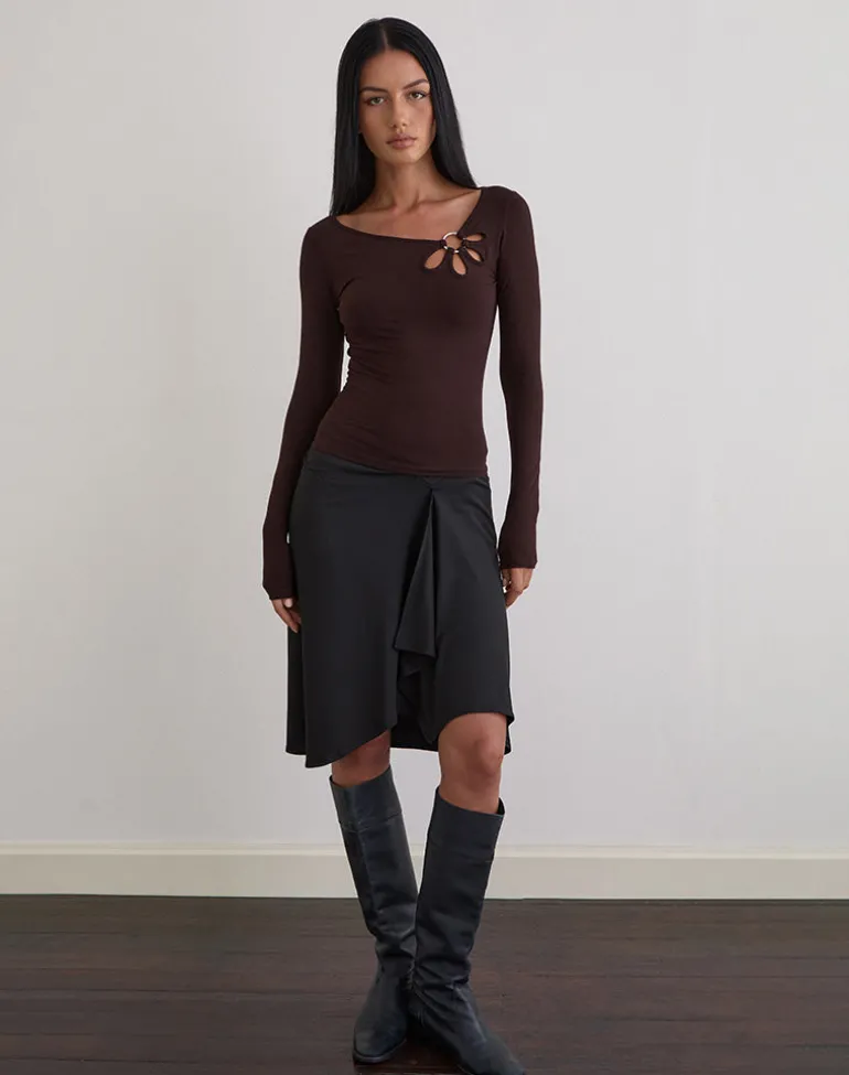 Donela Long Sleeve Top with Flower Ring in Bitter Chocolate