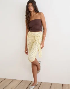 Effy Tie Side Capri in Butter Yellow with Micro Polka Dots
