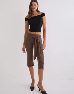 Effy Tie Side Capri in Cupro Bitter Chocolate