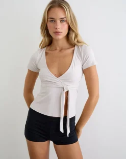Elama Wrap Top in Cannoli Cream