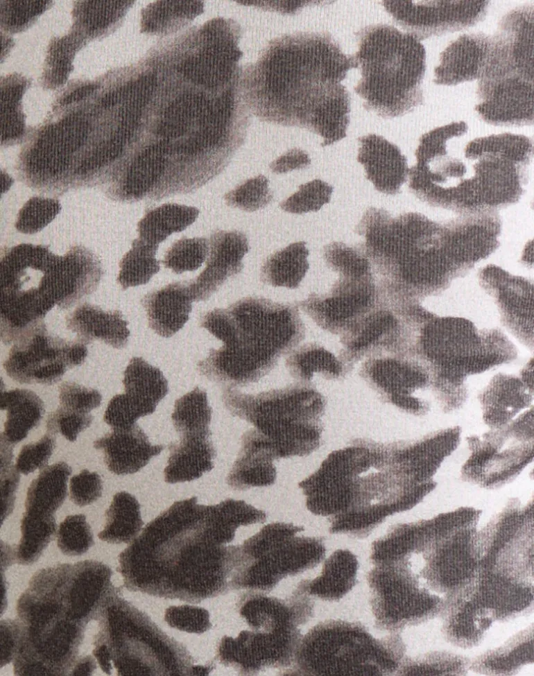 Emberly Plunge Top in Blurry Leopard