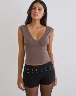 Emberly Plunge Top in Coffee Quartz