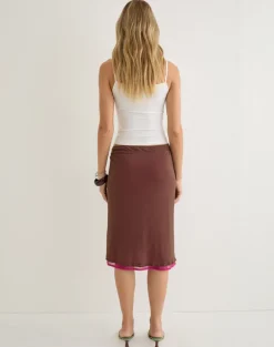 Erinhadi Midi Skirt in Mesh Brown with Hot Pink Lining