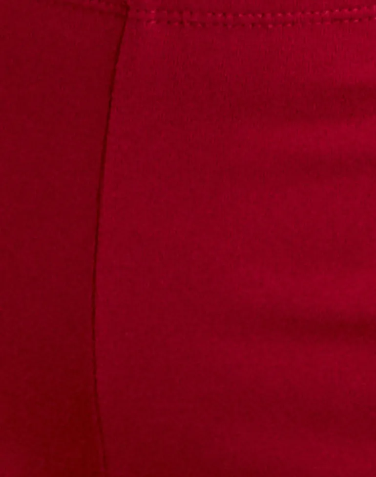 Eunia Short in Adrenaline Red