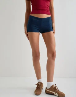 Eunia Short in Navy