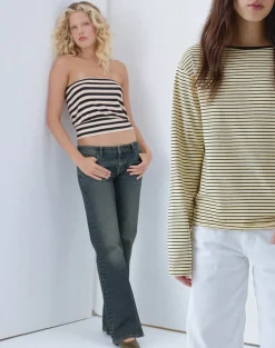 Extra Low Rise Flare Jeans in Dirty Green