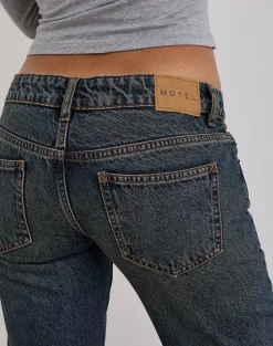 Extra Low Rise Flare Jeans in Dirty Green