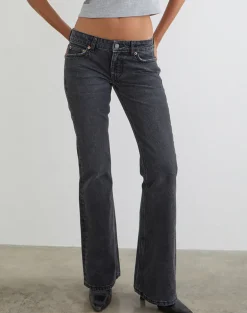 Extra Low Rise Flare Jeans in Vintage Black