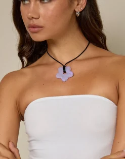 Flower Necklace in Resin Lilac