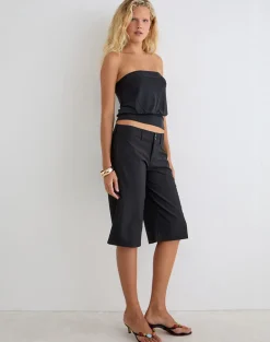 Geza Longline Short in Tailoring Black