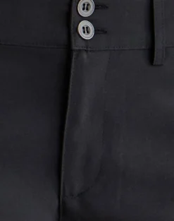 Geza Longline Short in Tailoring Black