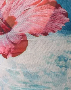 Hala Top in Hibiscus Wave Blue
