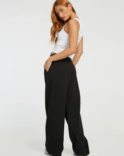Hondra Wide Leg Trouser in Black