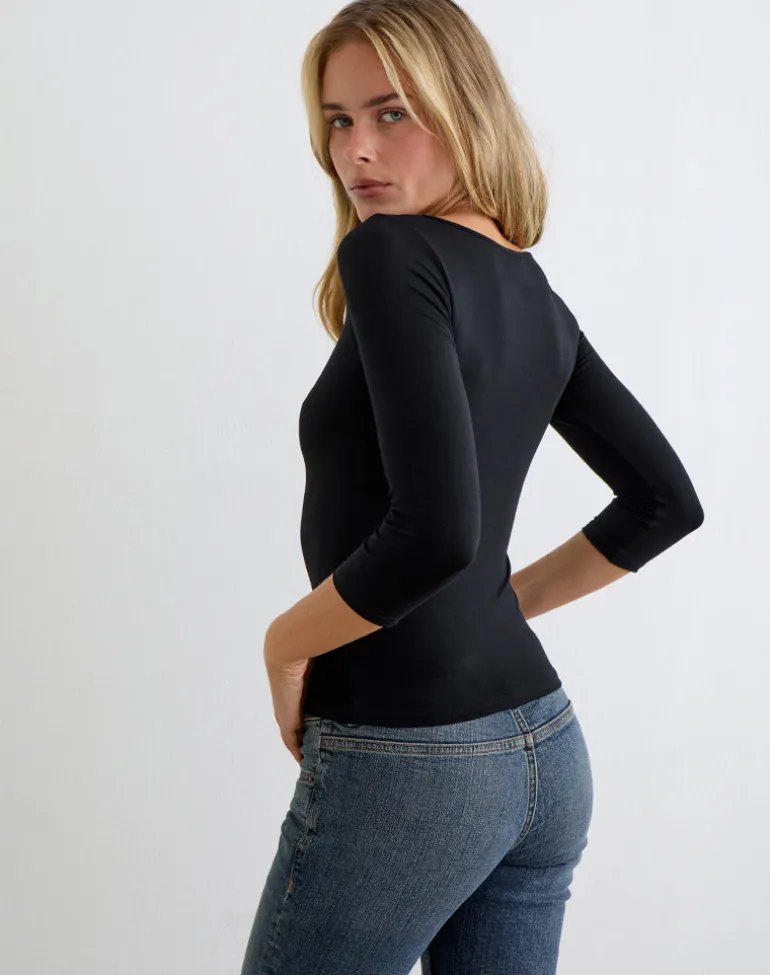 Ione Quarter Sleeve Top in Black