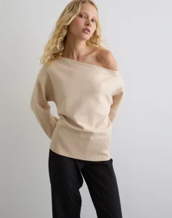 Jalira Asymmetric Jumper in Cream