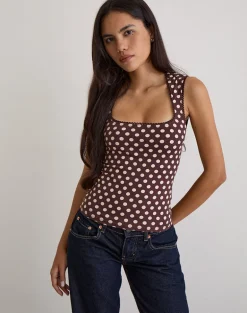 Jinalo Sweetheart Top in Brown with Small Cream Polka Prints