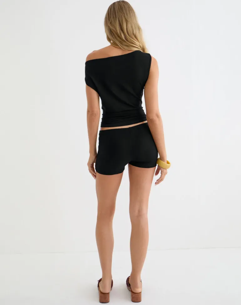 Keuni Short in Jersey Black with Floral Studs