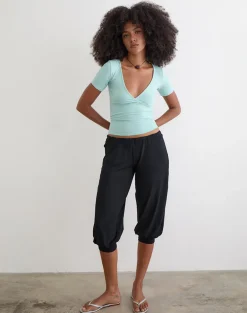 Kurty Capri Trouser in Rayon Jersey Black
