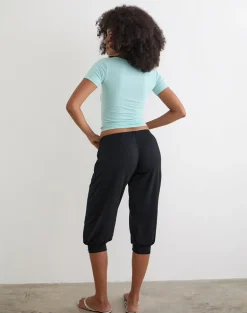 Kurty Capri Trouser in Rayon Jersey Black
