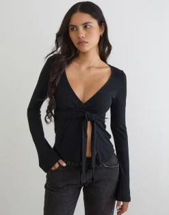 Lamae Wrap Top in Black