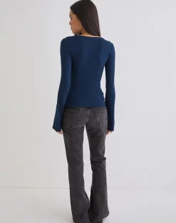 Lamae Wrap Top in Navy