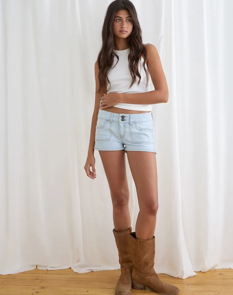 Low Rise Denim Cargo Hotpant In Sky Blue