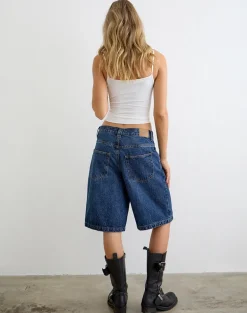 Low Rise Denim Skater Short in Mid Blue Used