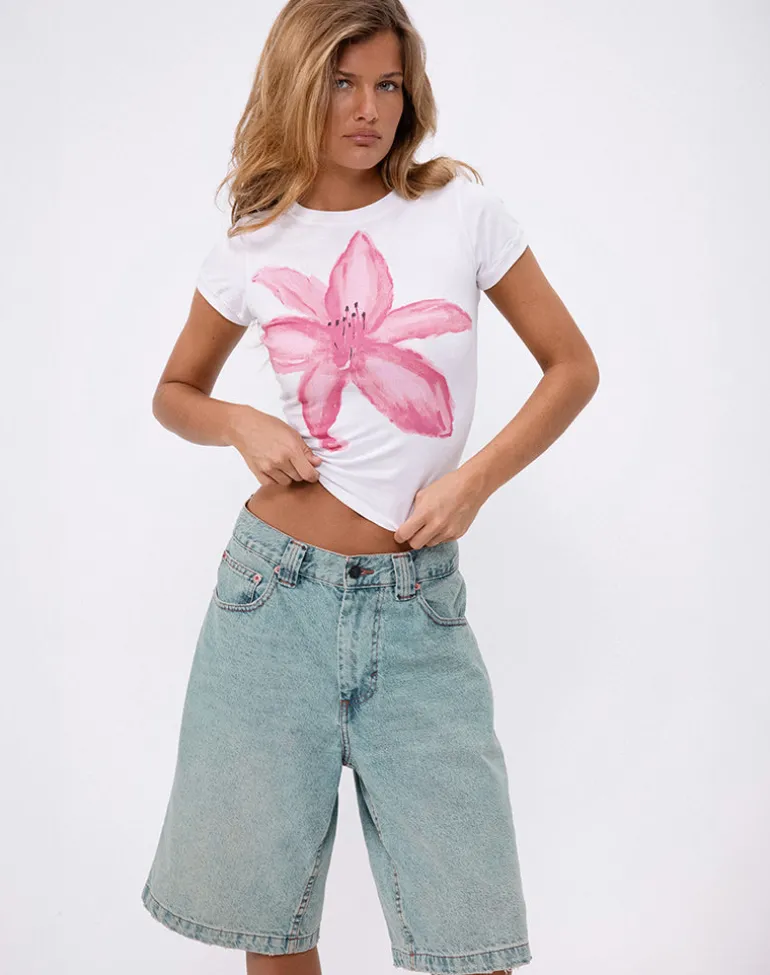 Low Rise Denim Skater Shorts in Bleach Denim
