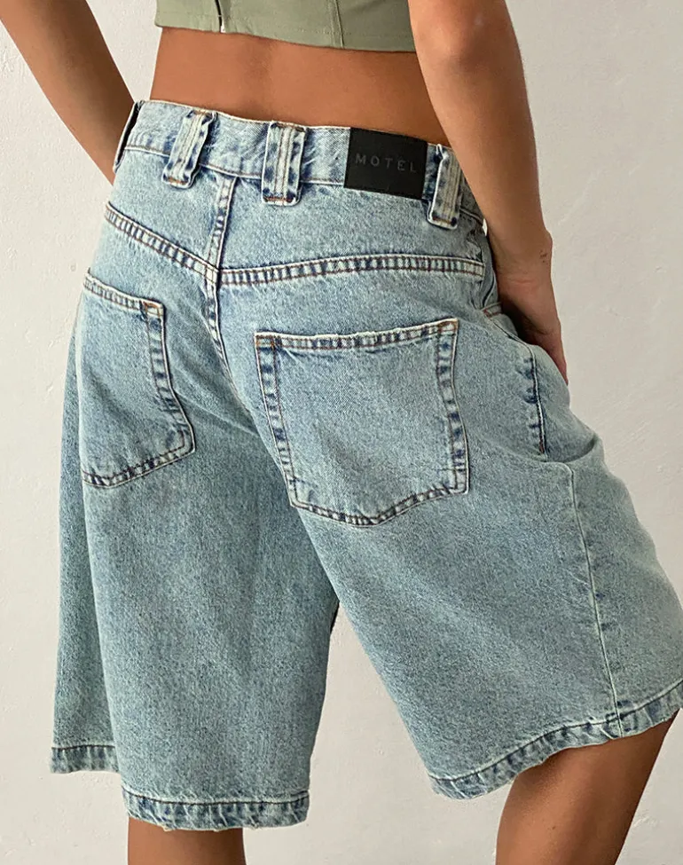 Low Rise Denim Skater Shorts in Bleach Denim