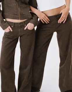 Low Rise Parallel Jeans in Dark Chocolate