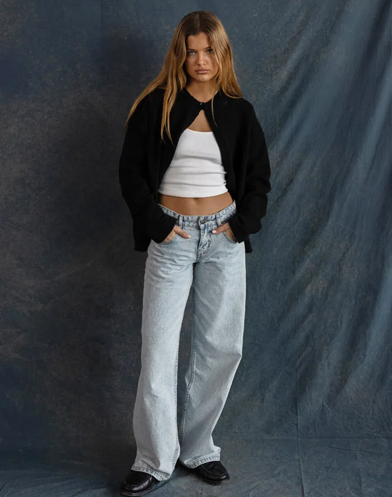 Low Rise Parallel Jeans in 80s Light Blue Wash