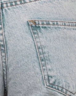 Low Rise Parallel Jeans in 80s Light Blue Wash