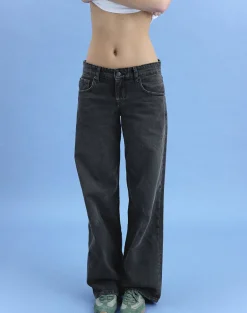 Low Rise Parallel Jeans in Washed Black Grey