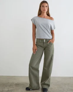 Low Rise Relaxed Cargo Jeans in Olive