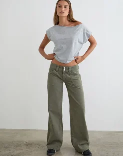 Low Rise Relaxed Cargo Jeans in Olive