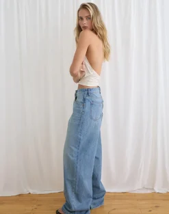 Low Rise Roomy Jeans in Bright Blue Used